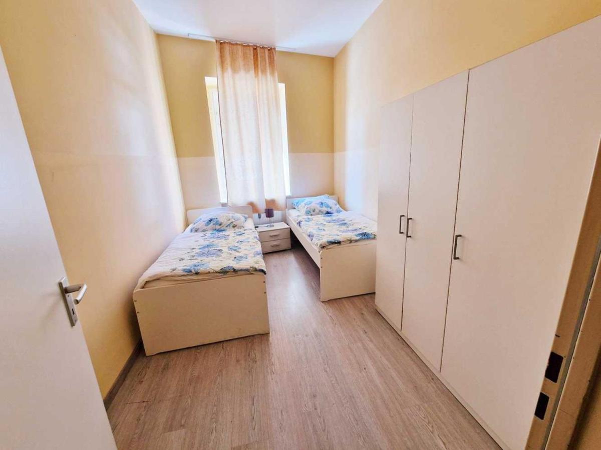 Cozy Apartments In Muelheim Cologne Exterior photo