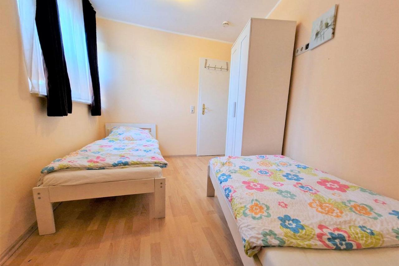 Cozy Apartments In Muelheim Cologne Exterior photo